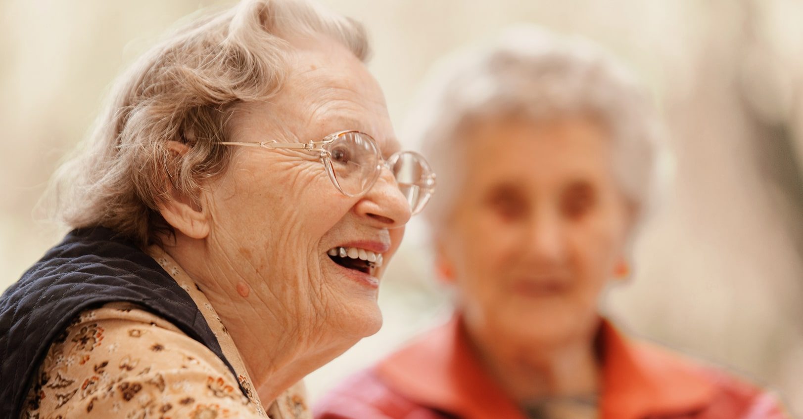 Close-up photo of a smiling senior.